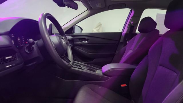 Used 2025 Honda Accord SE image 16