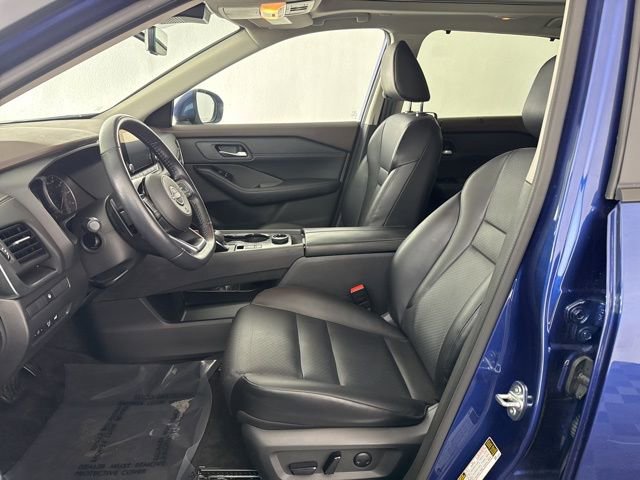 Used 2023 Nissan Rogue SV w/ SV Premium B Package image 26