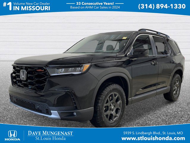 New 2025 Honda Pilot TrailSport