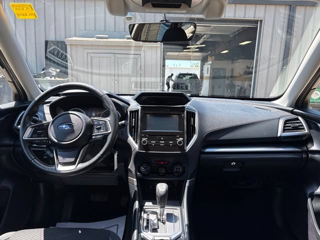 Used 2019 Subaru Forester Premium w/ All-Weather Package AWD/4WD image 17