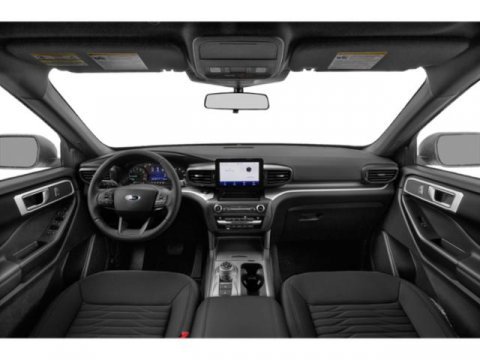 Used 2022 Ford Explorer XLT w/ Equipment Group 202A RWD image 8