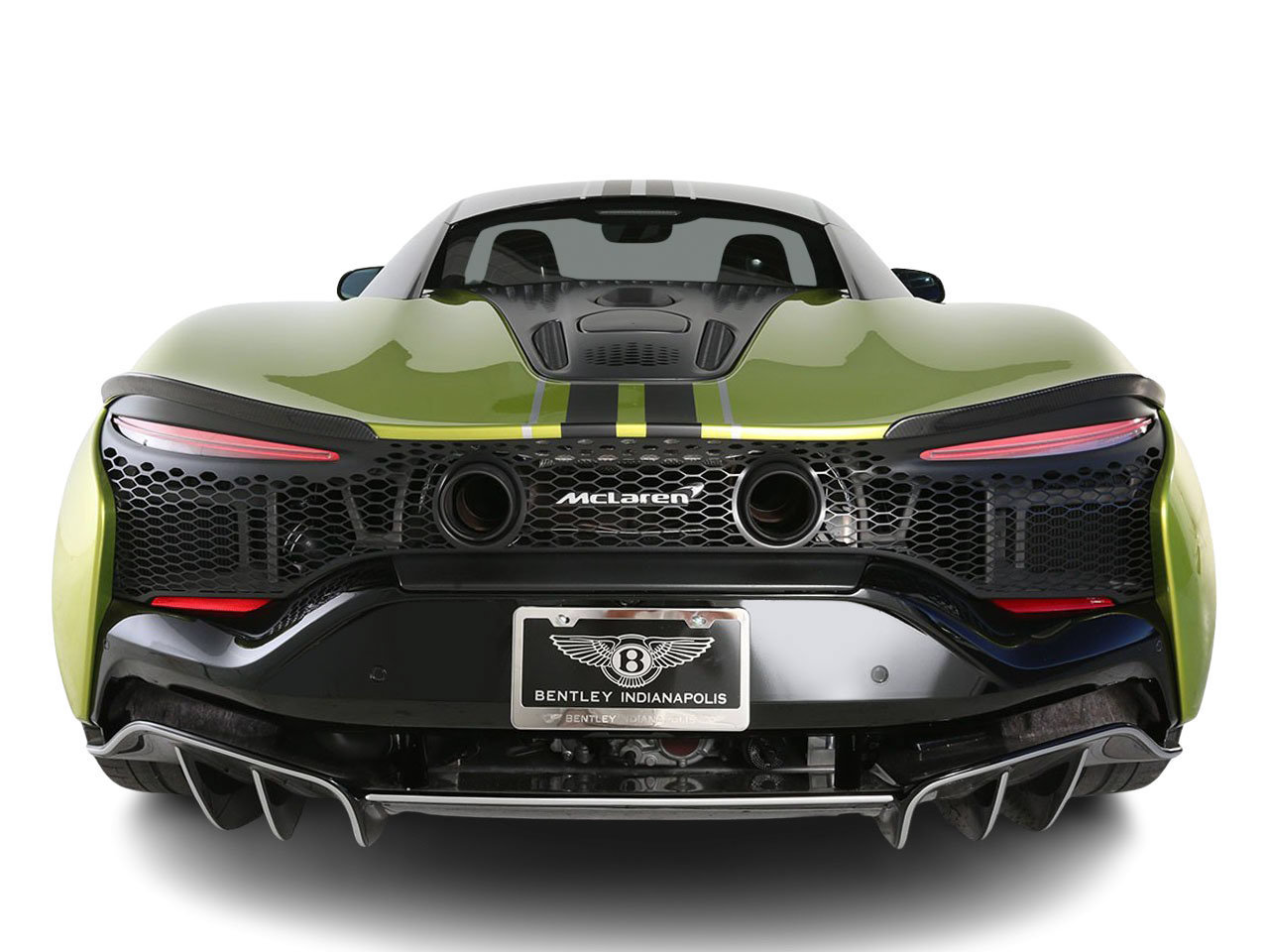 Used 2023 McLaren Artura RWD image 11