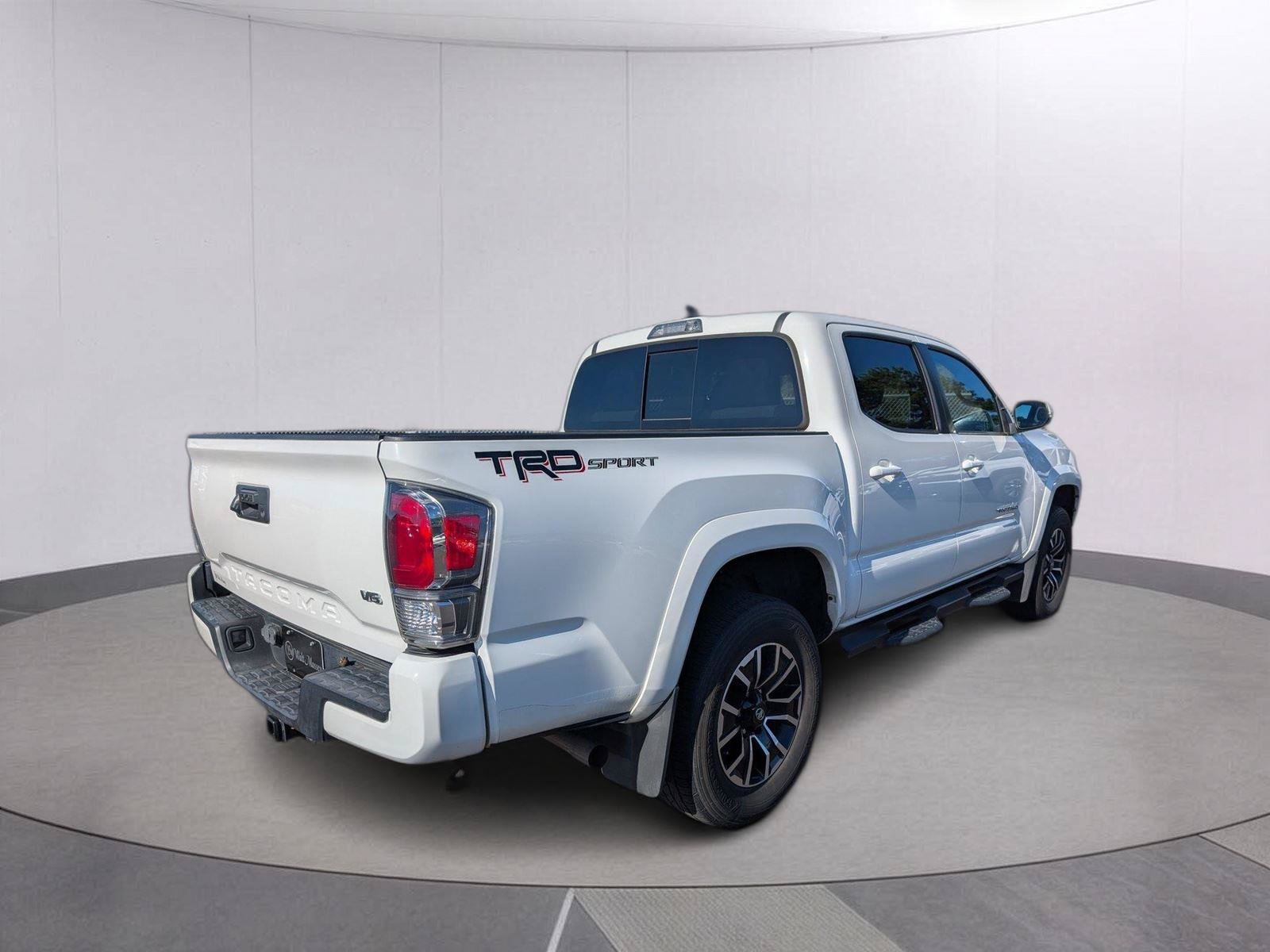 Used 2021 Toyota Tacoma TRD Sport RWD image 5