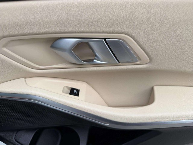 Used 2023 BMW 330i xDrive Sedan w/ Driving Assistance Package image 41