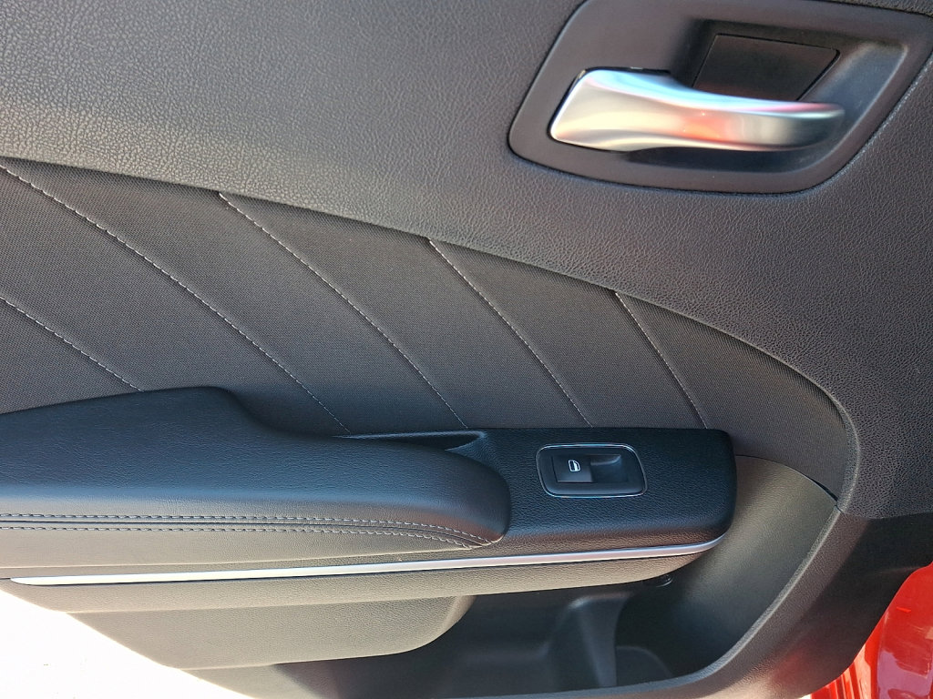 Used 2023 Dodge Charger SXT image 19