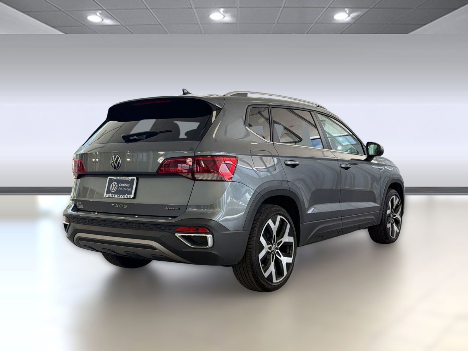 Certified 2023 Volkswagen Taos SEL AWD/4WD image 9