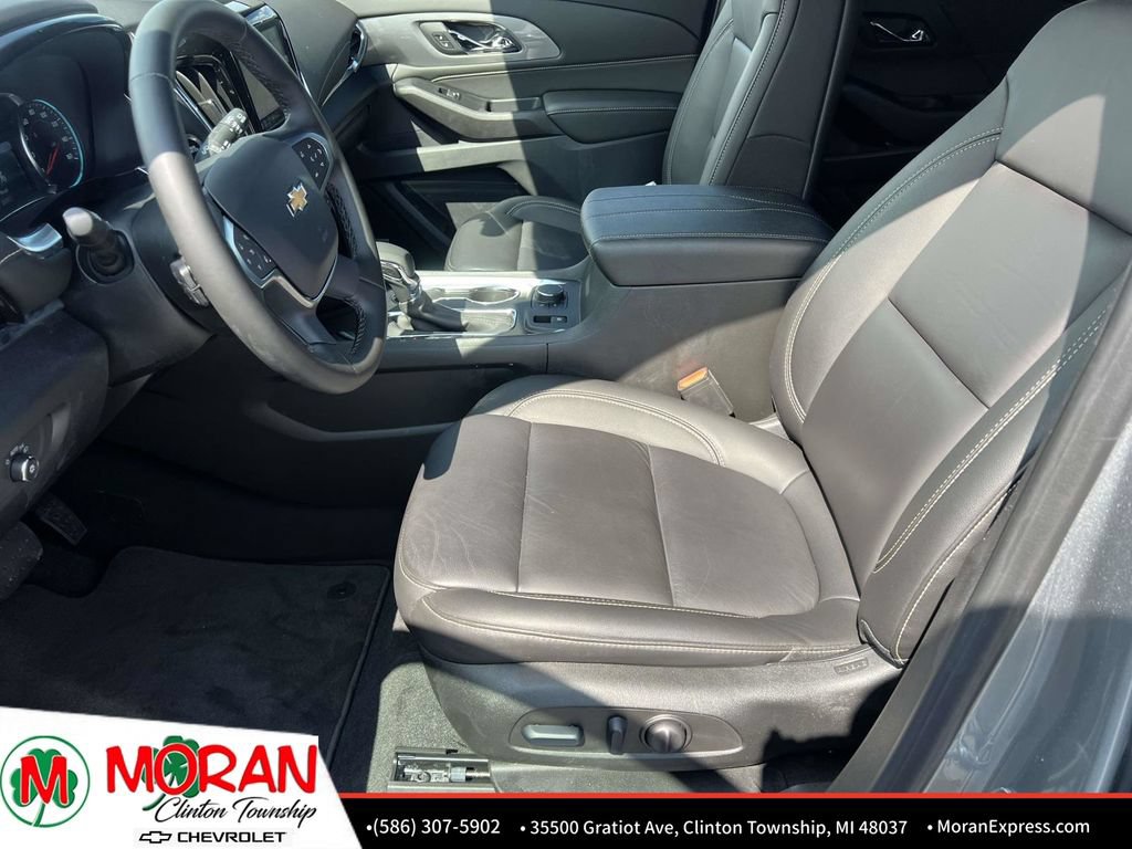 Certified 2023 Chevrolet Traverse LT w/ LT Premium Package AWD/4WD image 19