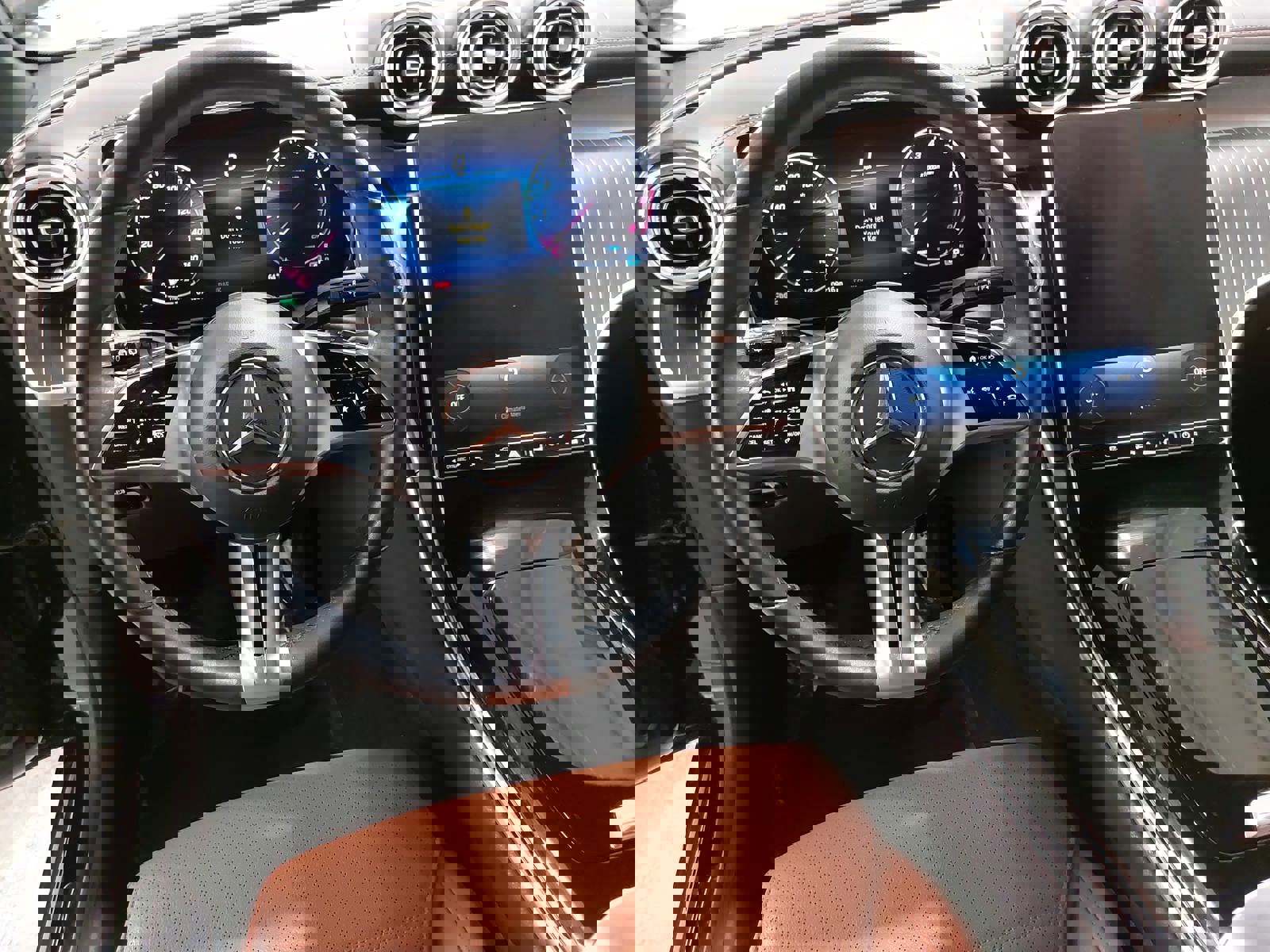 Used 2023 Mercedes-Benz GLC 300 GLC 300 image 17