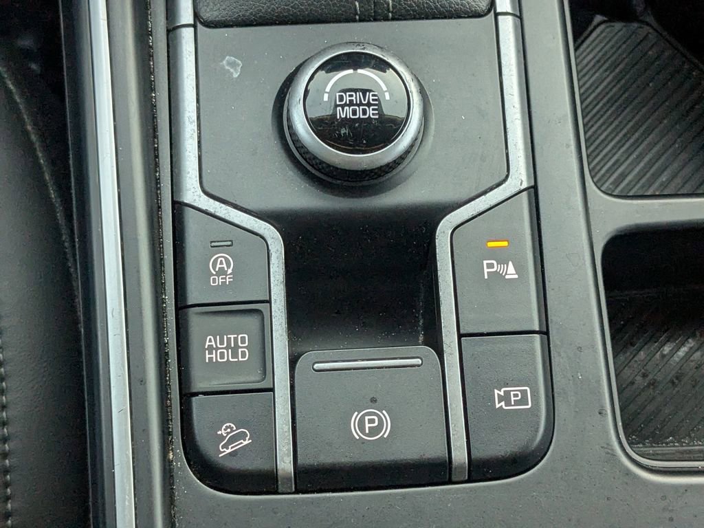 Used 2024 Kia Sorento S image 25