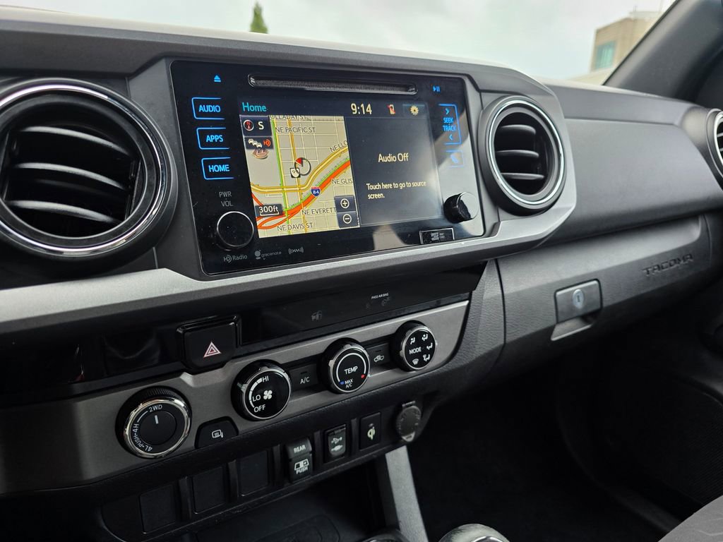 Used 2018 Toyota Tacoma TRD Off-Road image 28