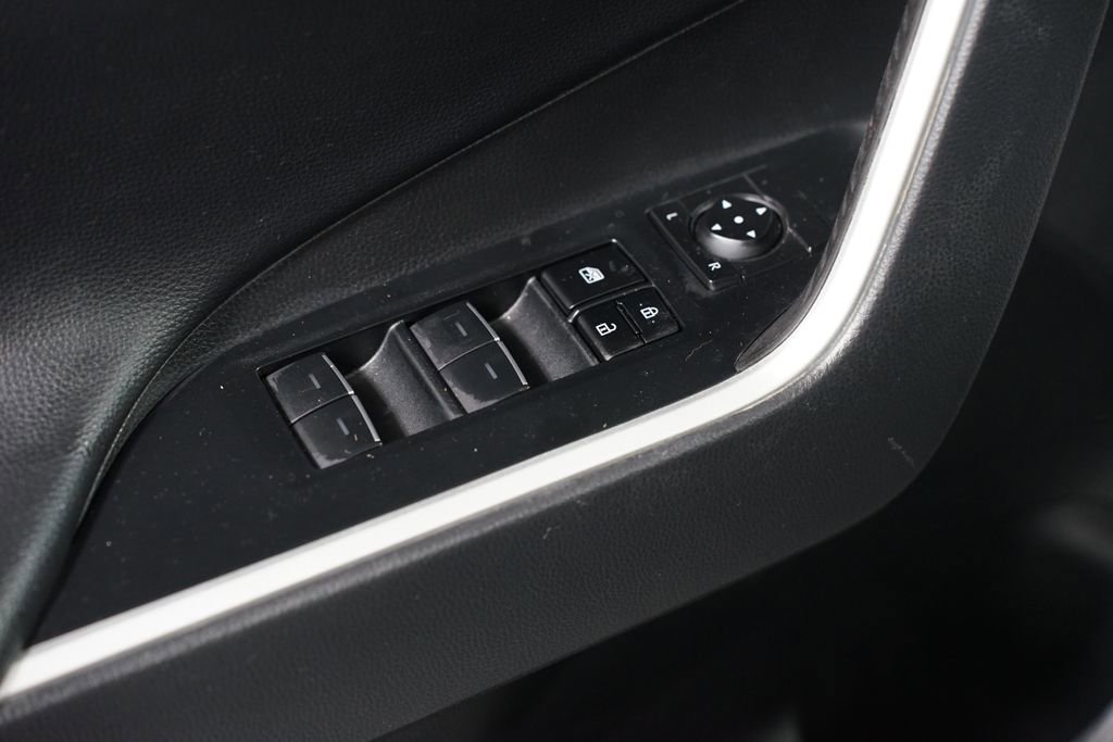 Used 2023 Toyota RAV4 Limited image 32