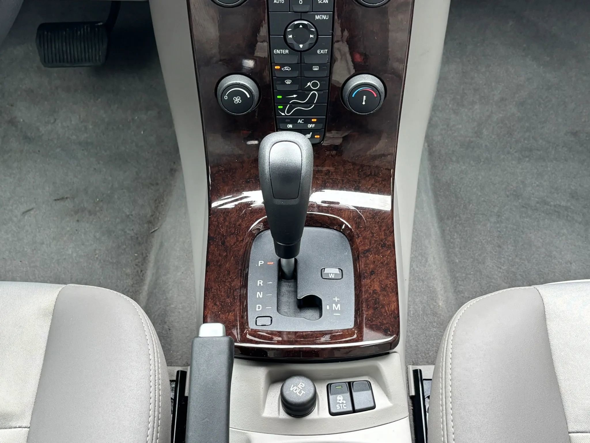 Used 2006 Volvo V50 2.4i FWD image 30