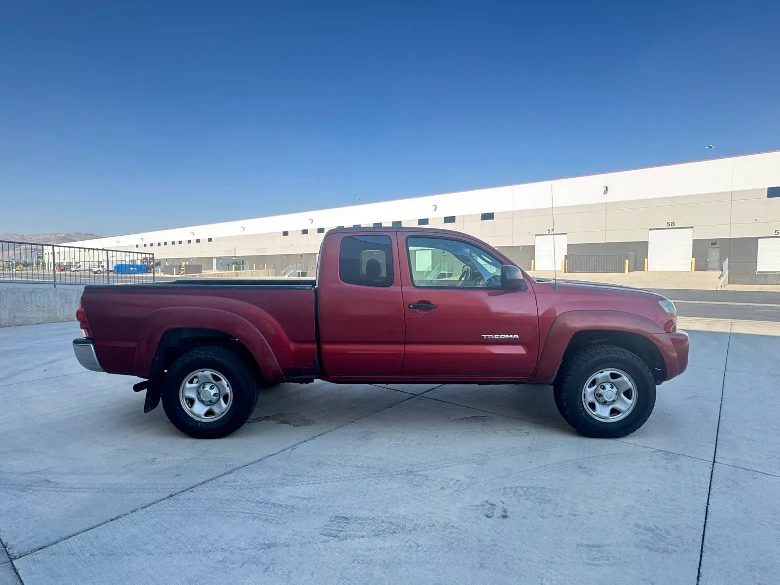 Used 2008 Toyota Tacoma PreRunner w/ SR5 Pkg #2 RWD image 6