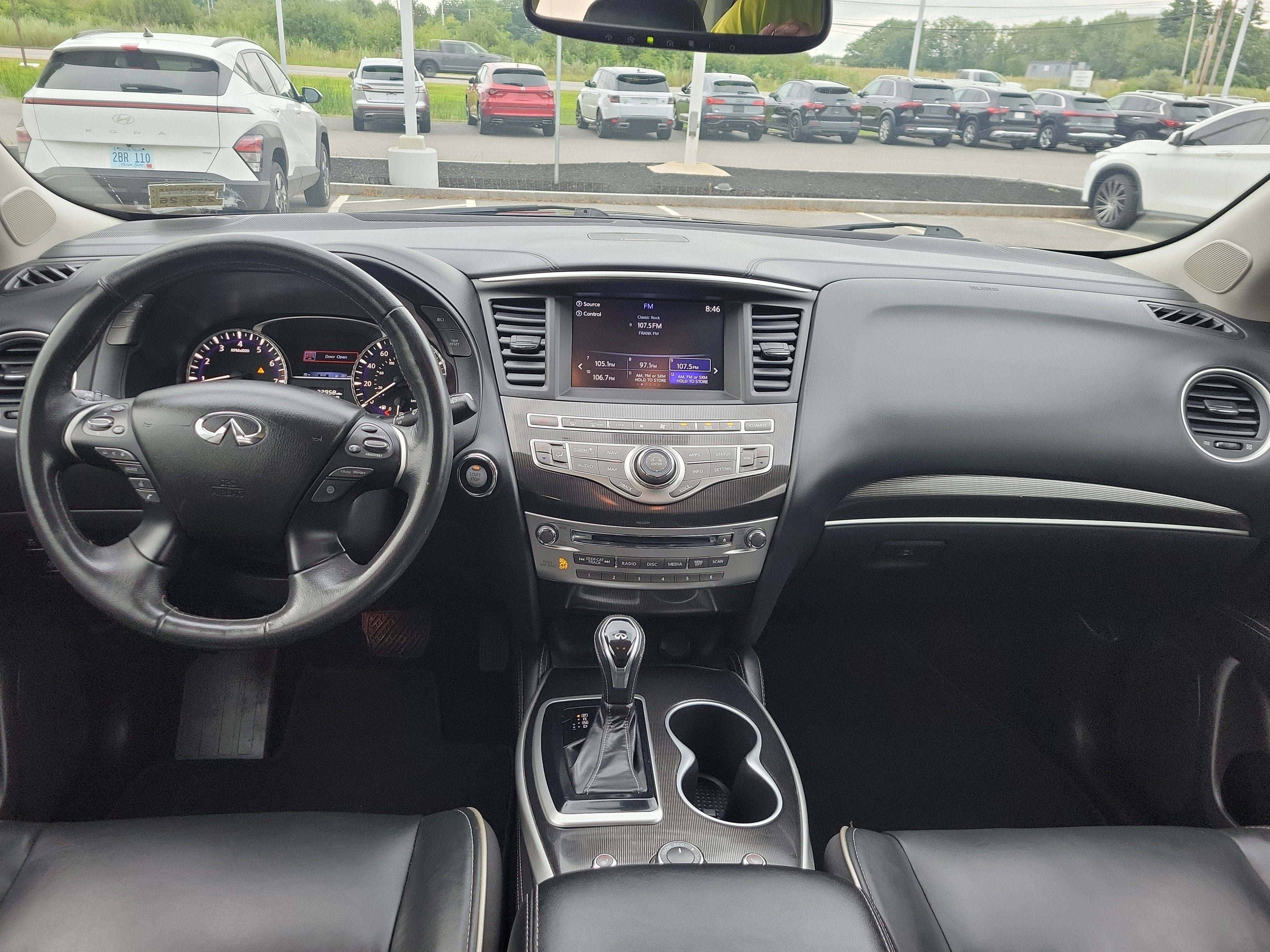 Used 2018 INFINITI QX60 Luxe w/ Premium Plus Package AWD/4WD image 3