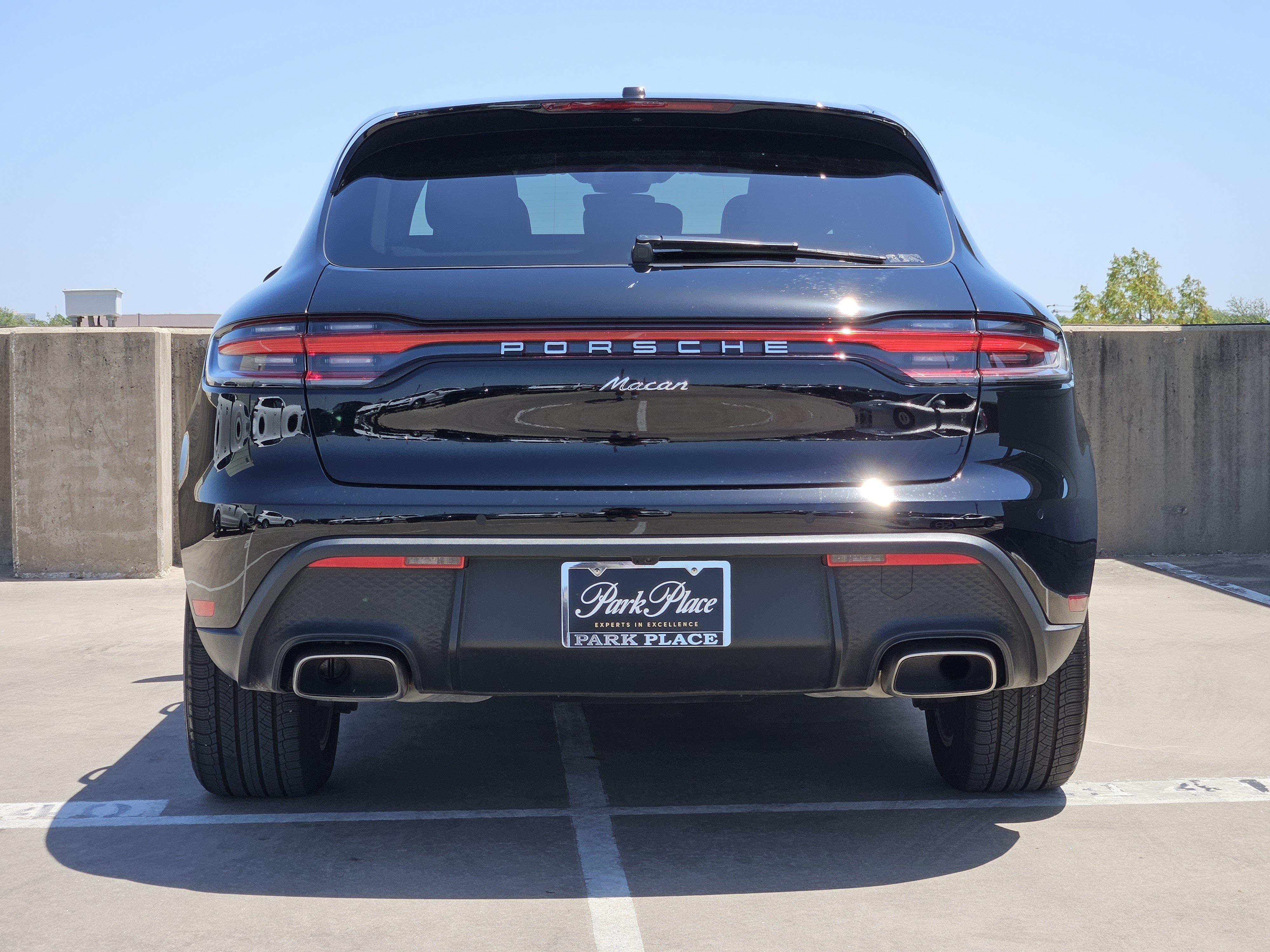 Certified 2026 Porsche Macan AWD/4WD image 7
