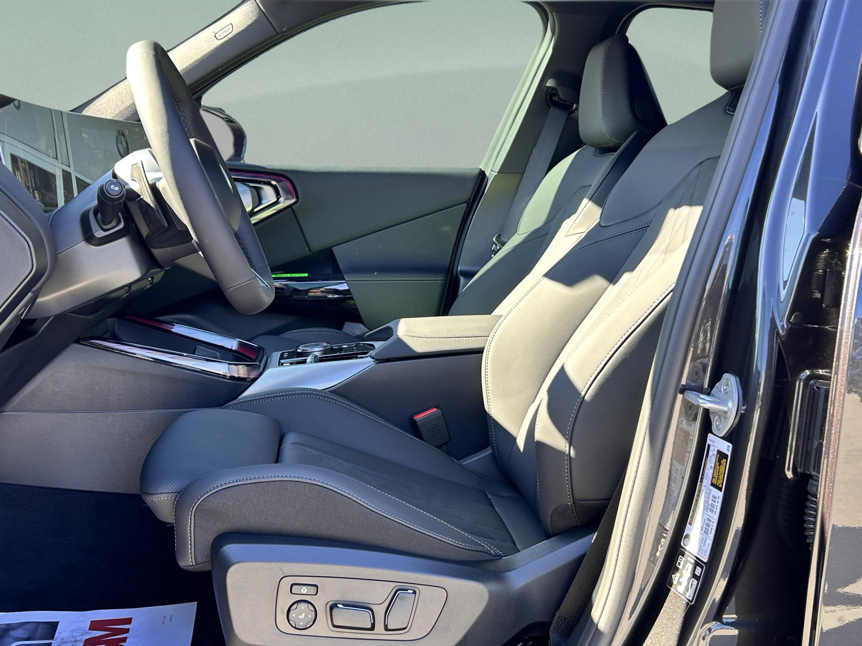 Used 2026 BMW X3 xDrive30 w/ M Sport Package image 15