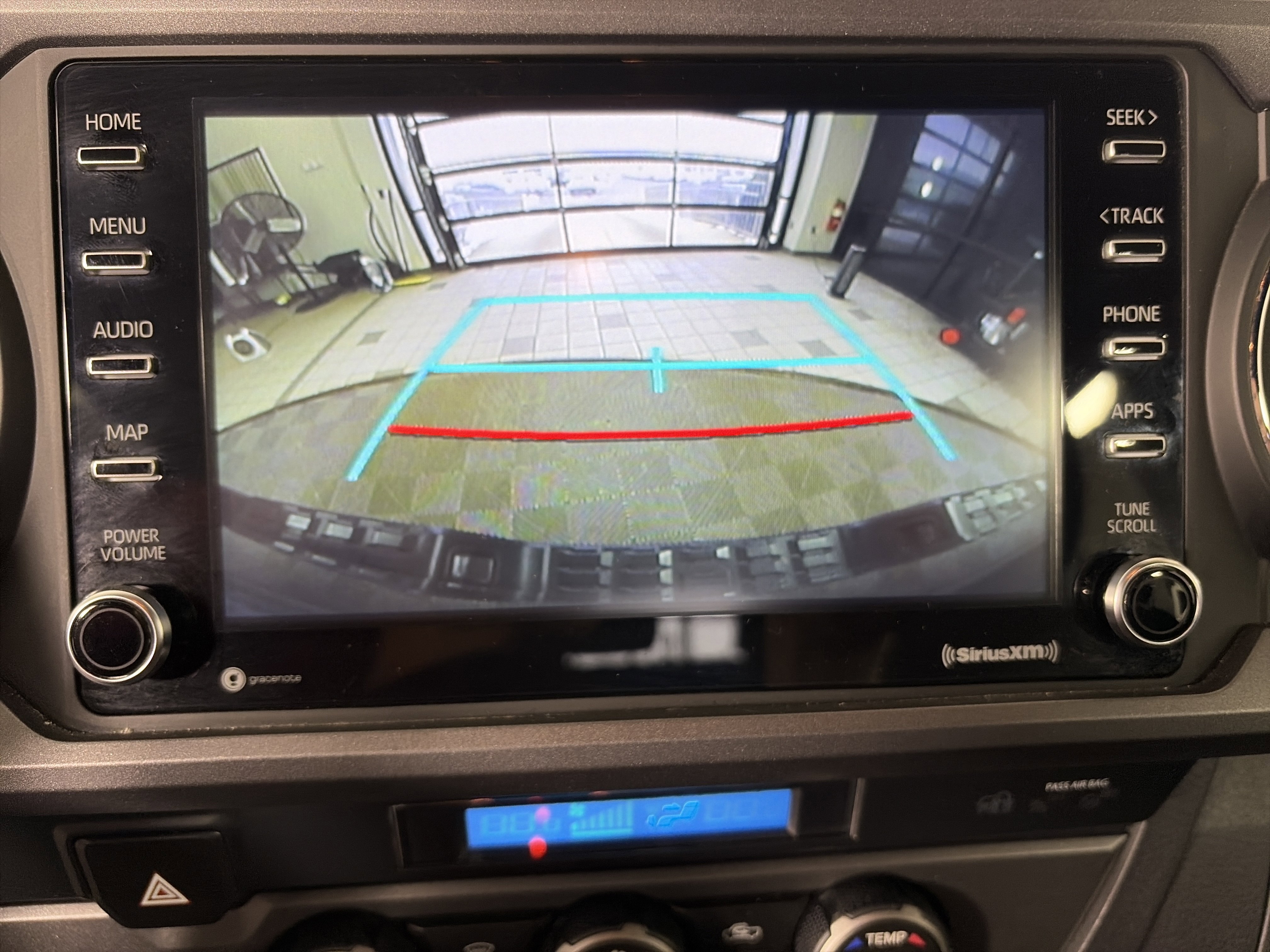 Used 2023 Toyota Tacoma TRD Sport w/ Technology Package image 21