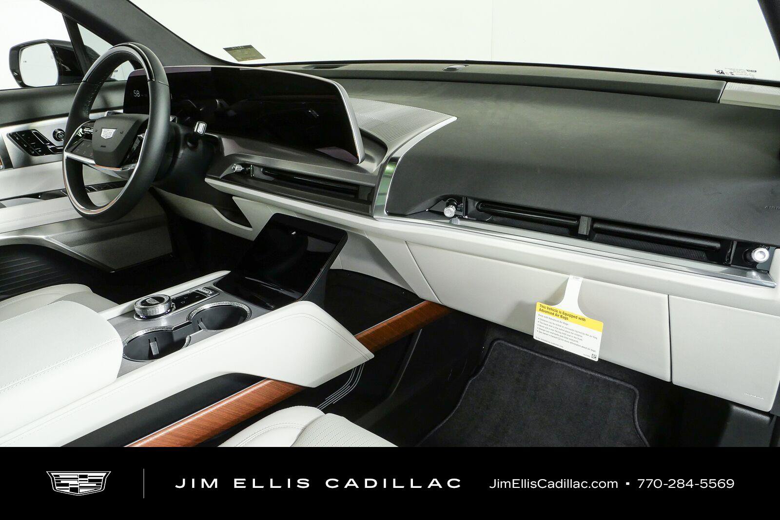 New 2027 Cadillac Vistiq Luxury AWD/4WD image 23