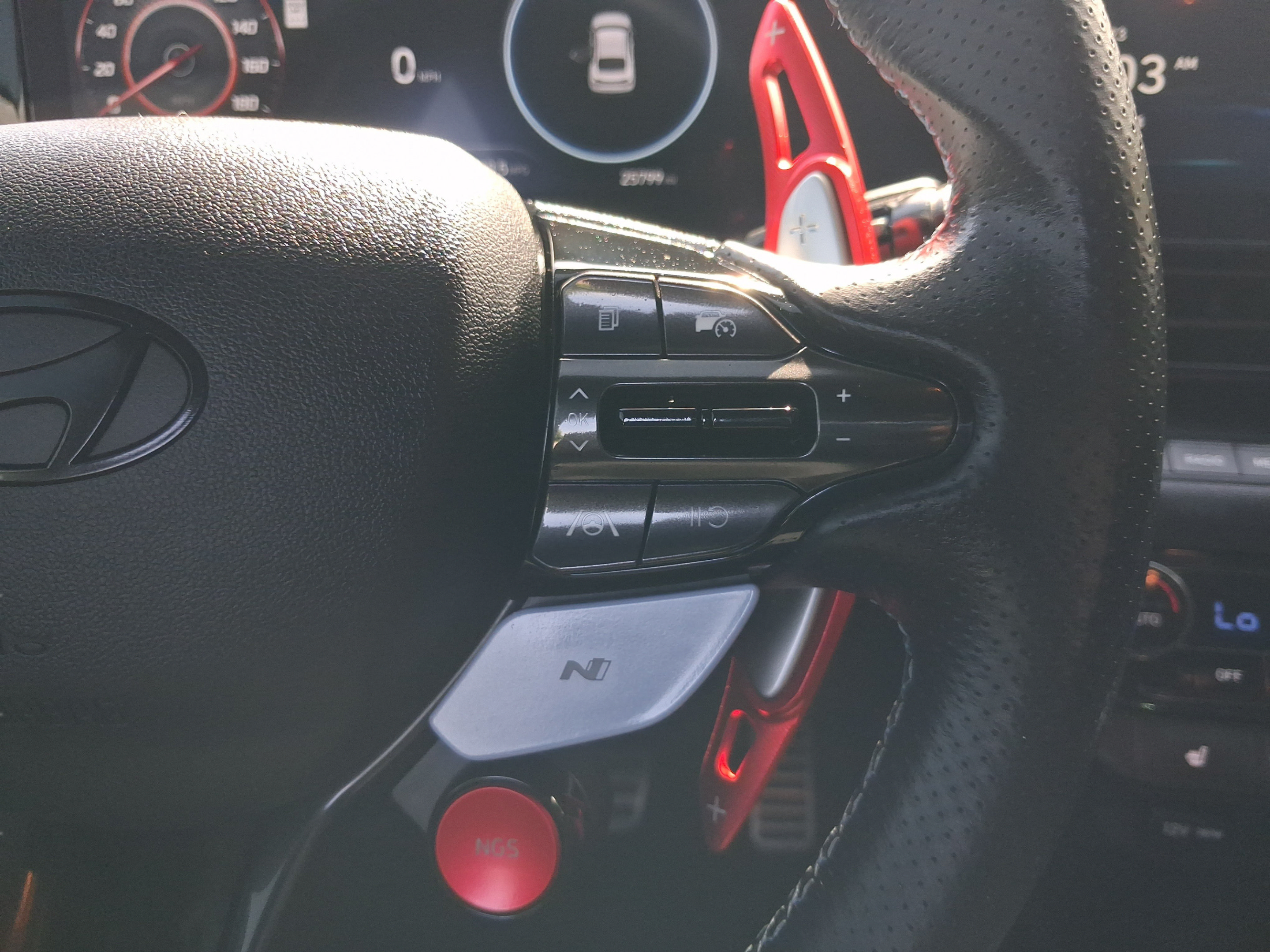Used 2025 Hyundai Elantra N FWD image 18