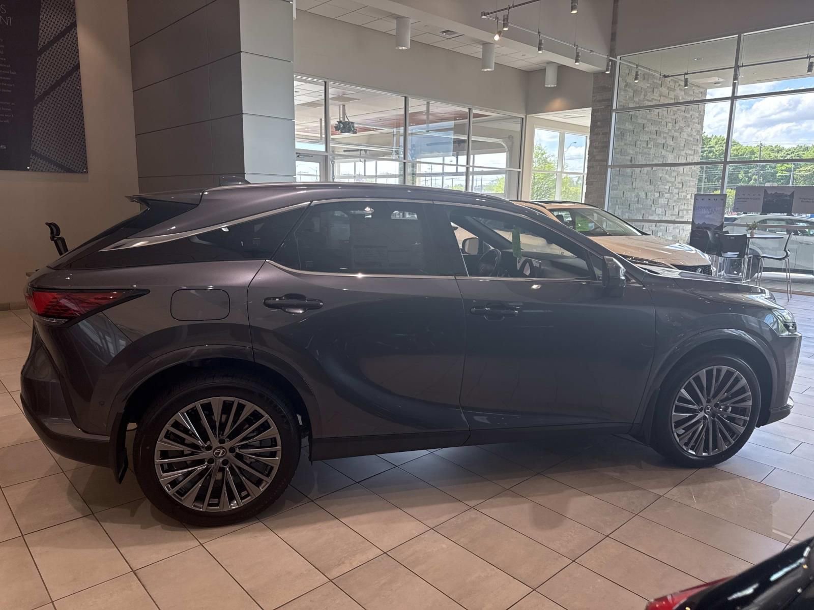 New 2026 Lexus RX 450h AWD image 3