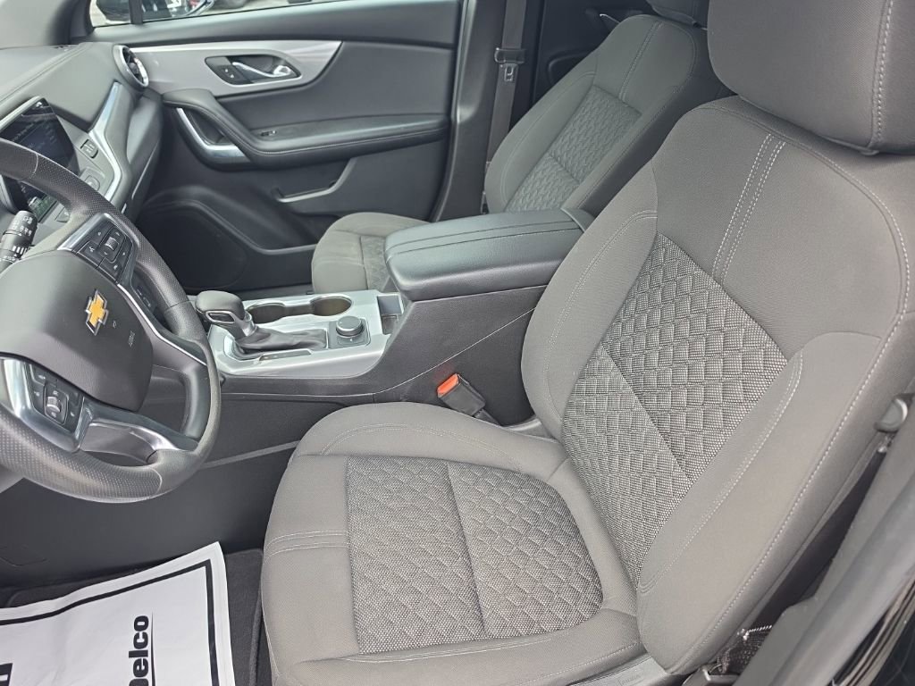 Used 2021 Chevrolet Blazer LT FWD image 23