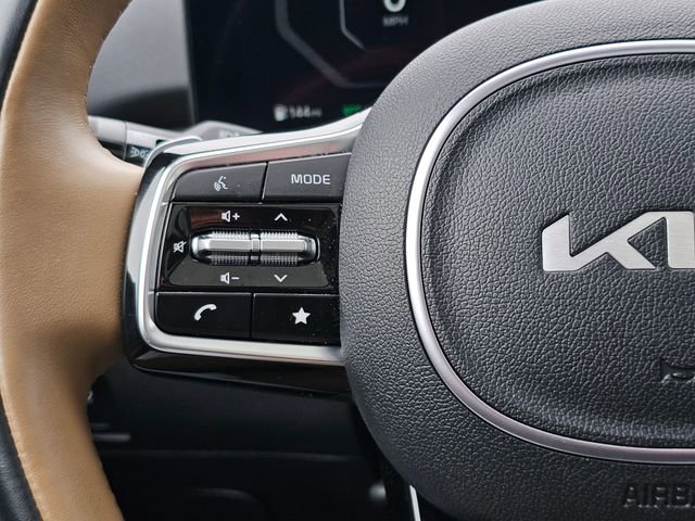 Certified 2024 Kia Sorento SX Prestige w/ Olive Brown Leather Package image 35