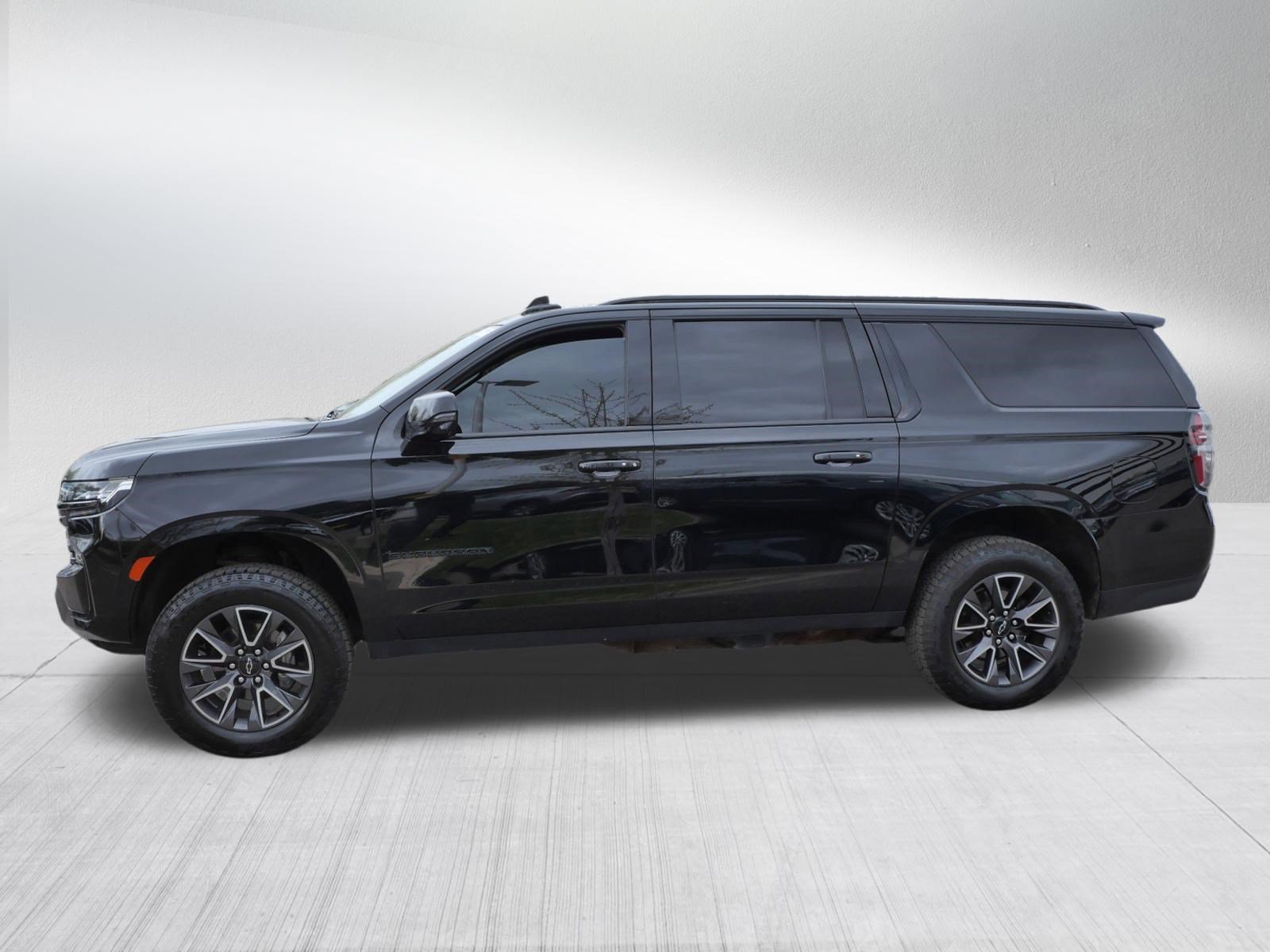 Used 2022 Chevrolet Suburban Z71 w/ Z71 Off-Road Package AWD/4WD image 4
