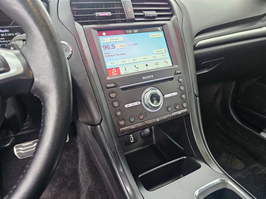 Used 2017 Ford Fusion Titanium AWD/4WD image 22
