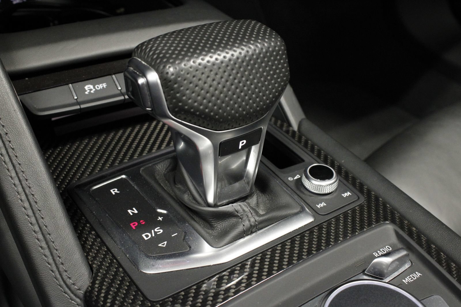 Used 2022 Audi R8 V10 RWD image 28