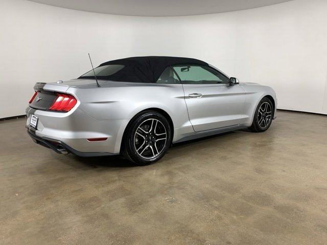Used 2018 Ford Mustang Premium image 8