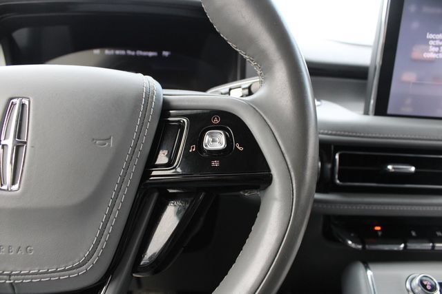 Used 2020 Lincoln Aviator Reserve w/ Elements Package Plus AWD/4WD image 12
