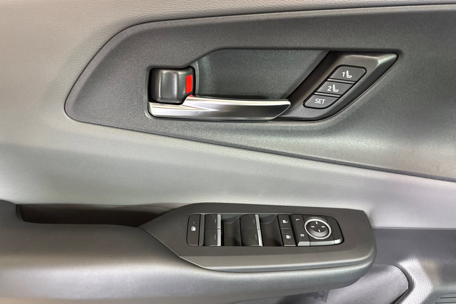 New 2026 Toyota Prius Limited FWD image 11