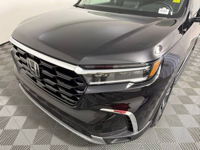 Used 2023 Honda Pilot Elite image 9