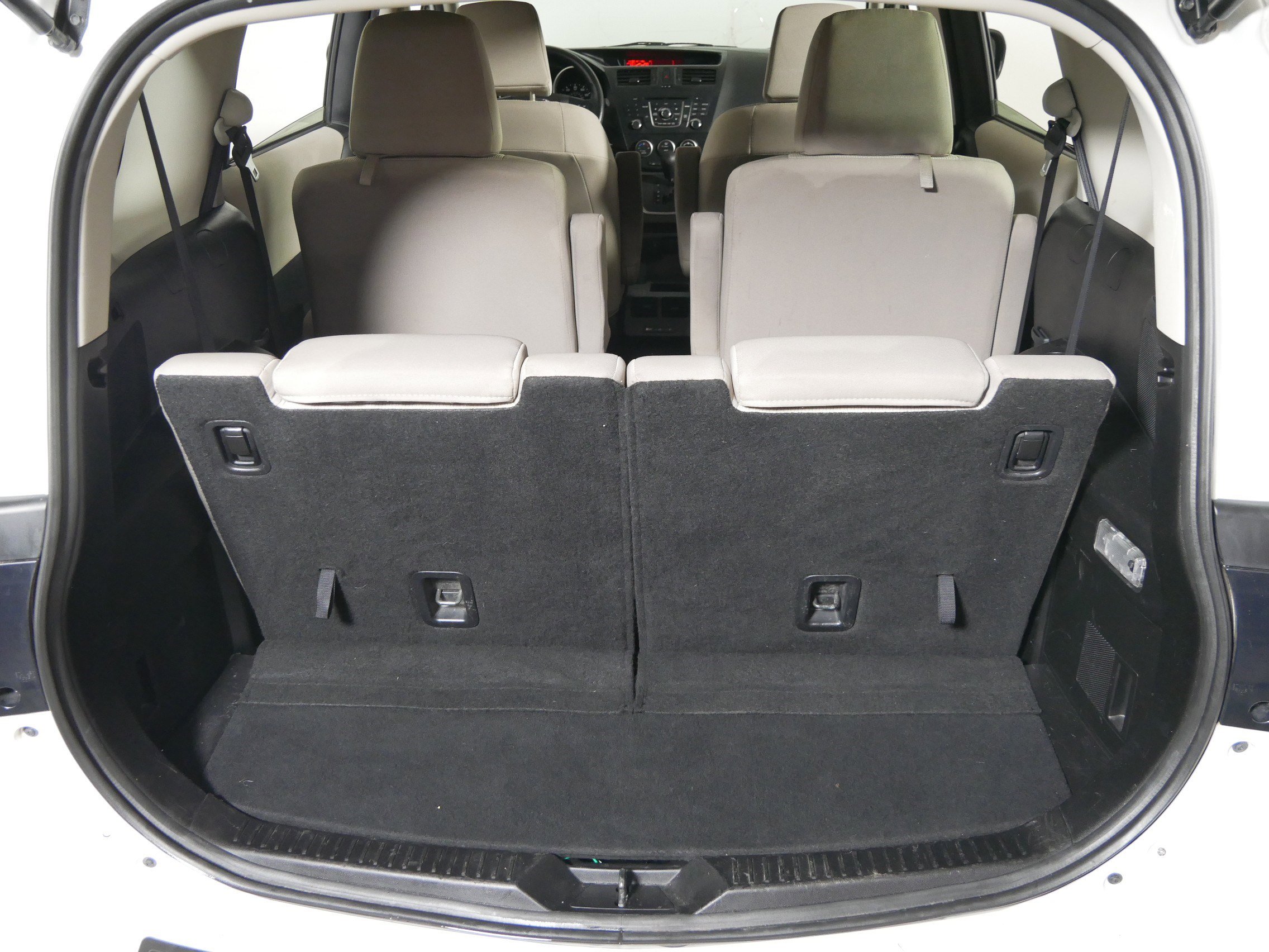 Used 2015 MAZDA MAZDA5 Sport image 18