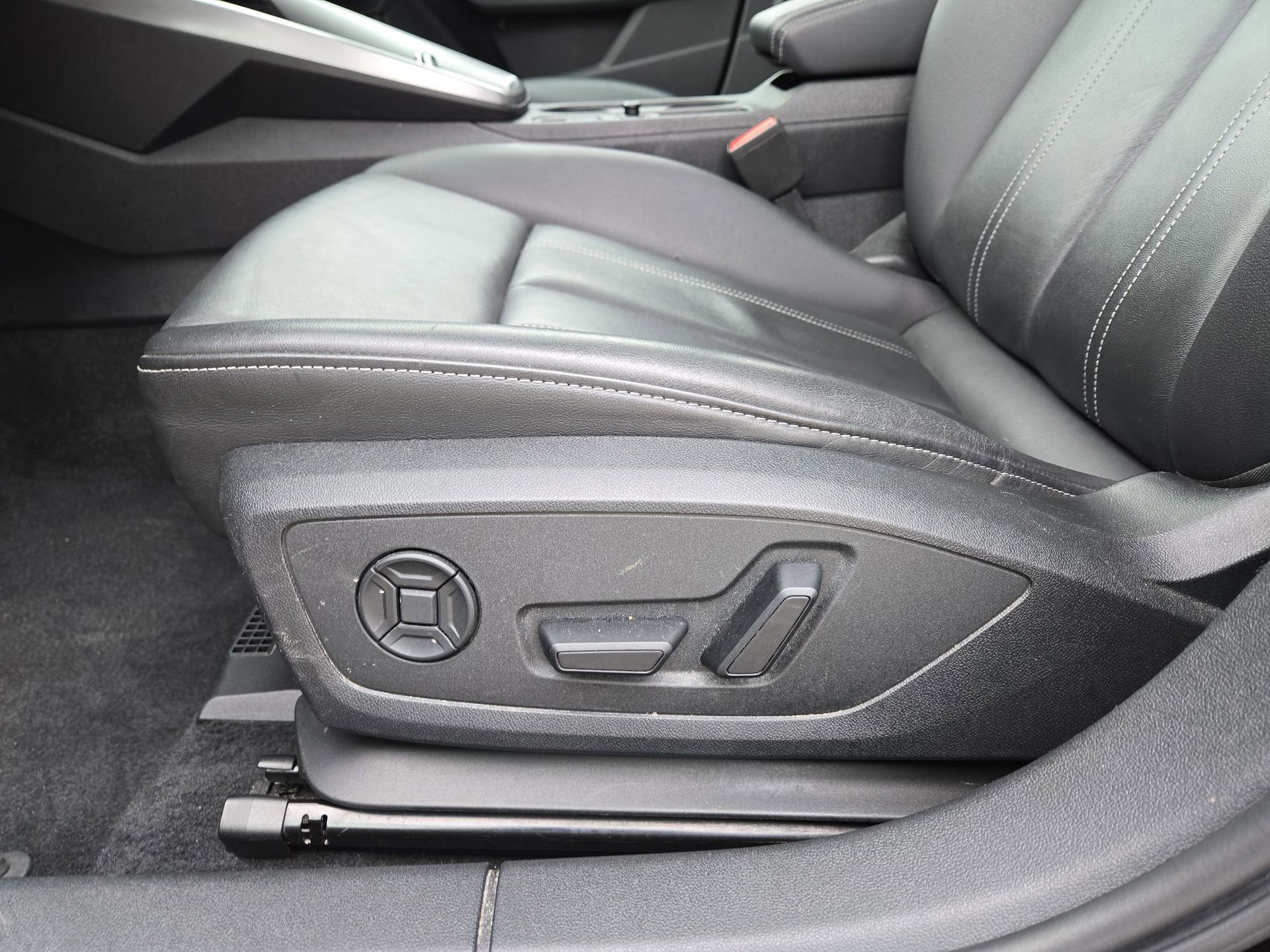 Used 2024 Audi A3 2.0T Premium image 17