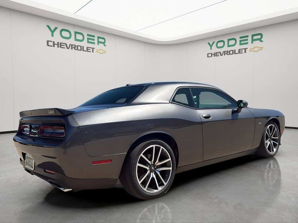 Used 2023 Dodge Challenger R/T image 6