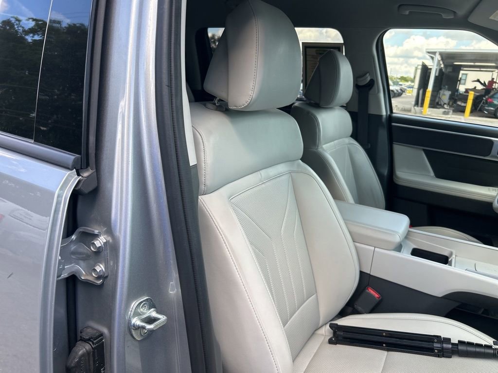 Used 2024 Hyundai Santa Fe SEL image 23