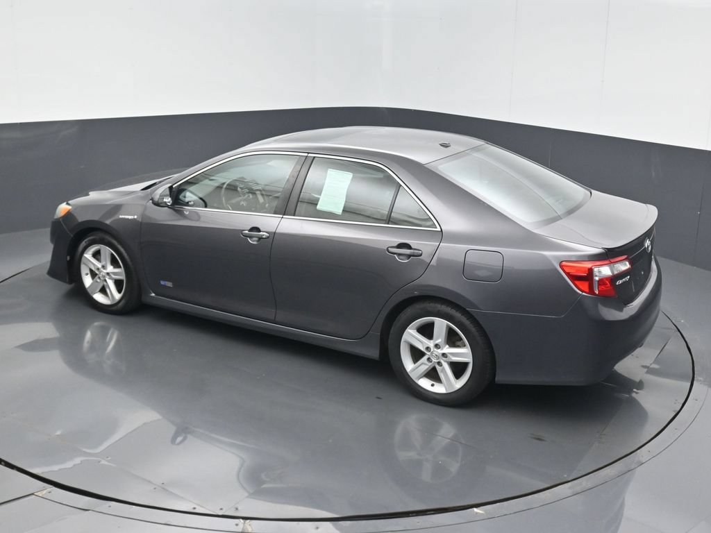 Used 2014 Toyota Camry SE w/ Moonroof Package FWD image 15