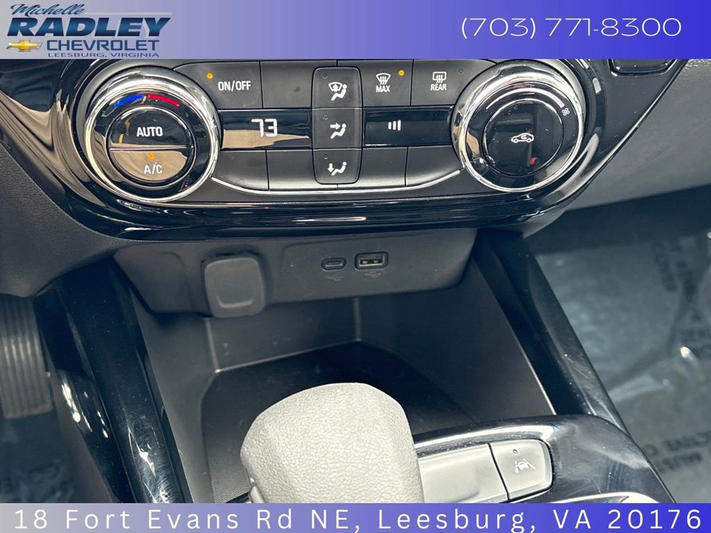 Used 2025 Chevrolet Trax LT image 19
