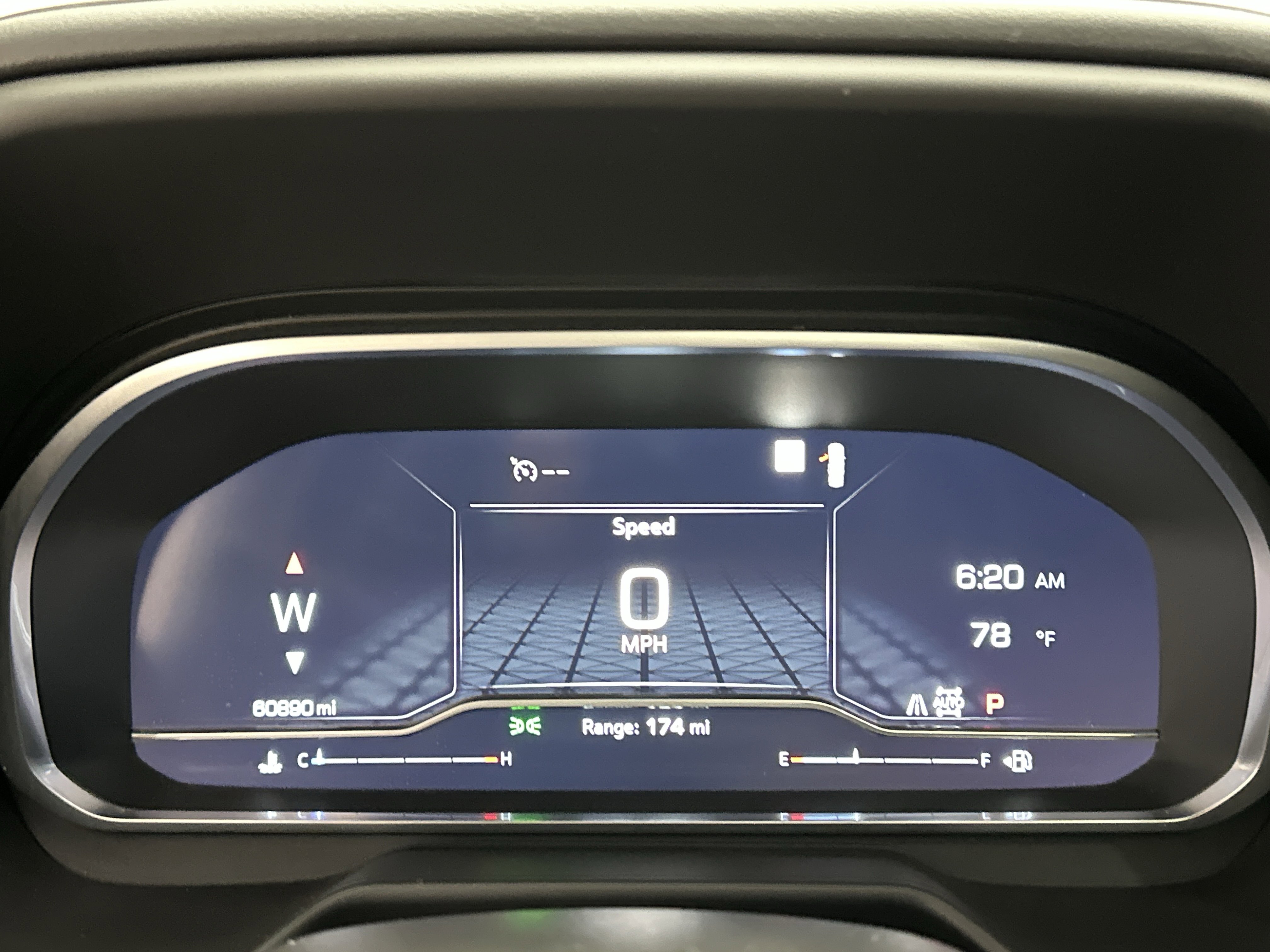 Used 2023 GMC Yukon XL AT4 image 28