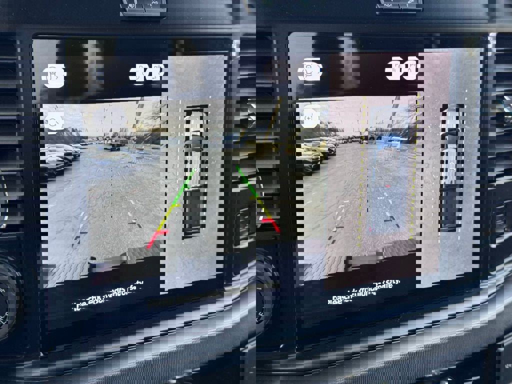 New 2026 Ford F250 Platinum w/ FX4 Off-Road Package AWD/4WD image 11