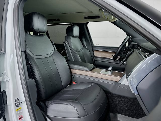 New 2025 Land Rover Range Rover Long Wheelbase SE AWD/4WD image 27