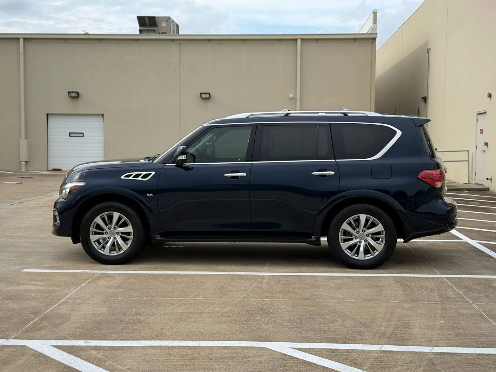 Used 2015 INFINITI QX80 2WD w/ 22" Wheel Package image 5