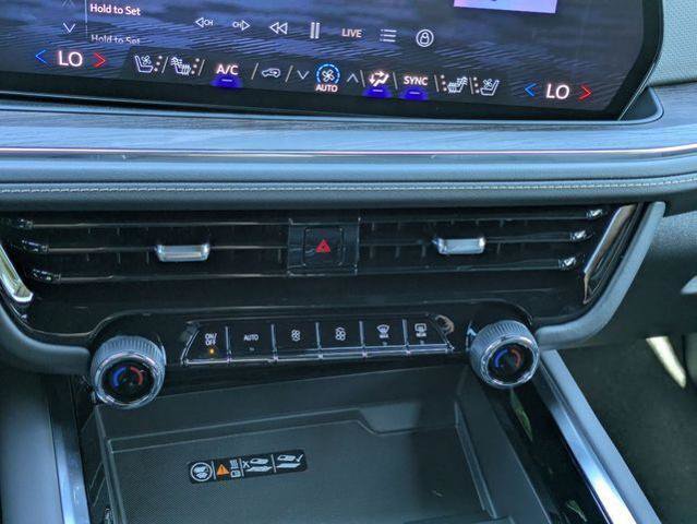 New 2026 Chevrolet Tahoe Premier w/ Sun And Tow Package AWD/4WD image 29