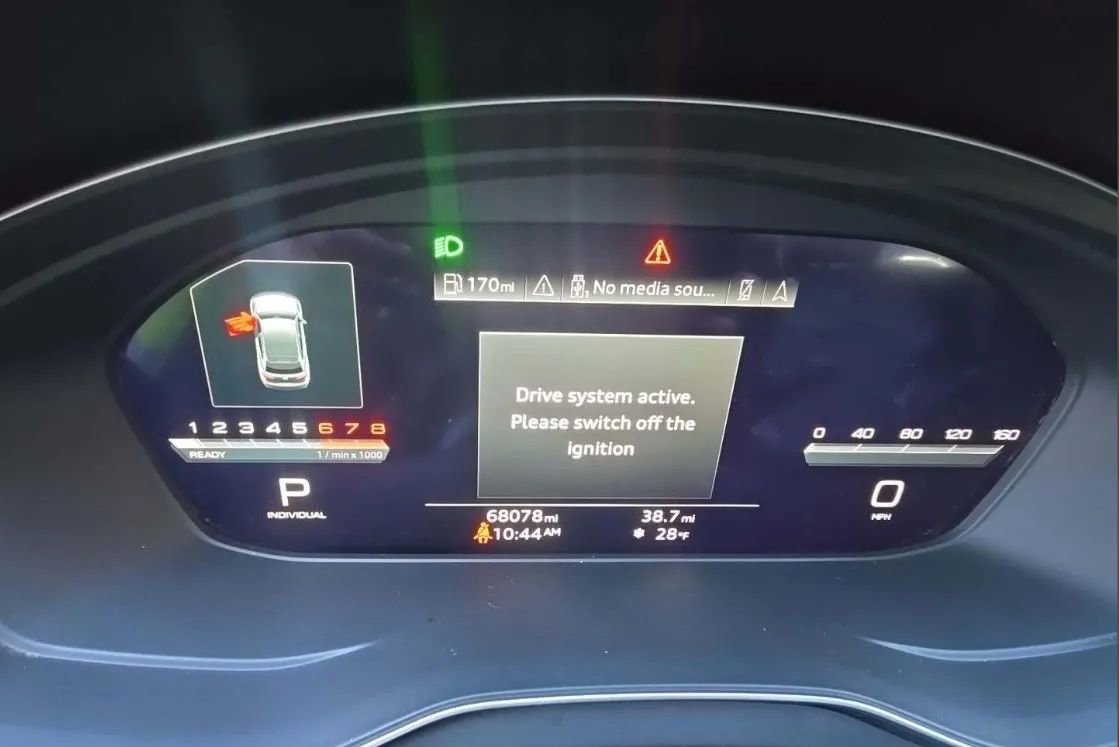 Used 2022 Audi SQ5 Premium Plus w/ Premium Plus Package image 48