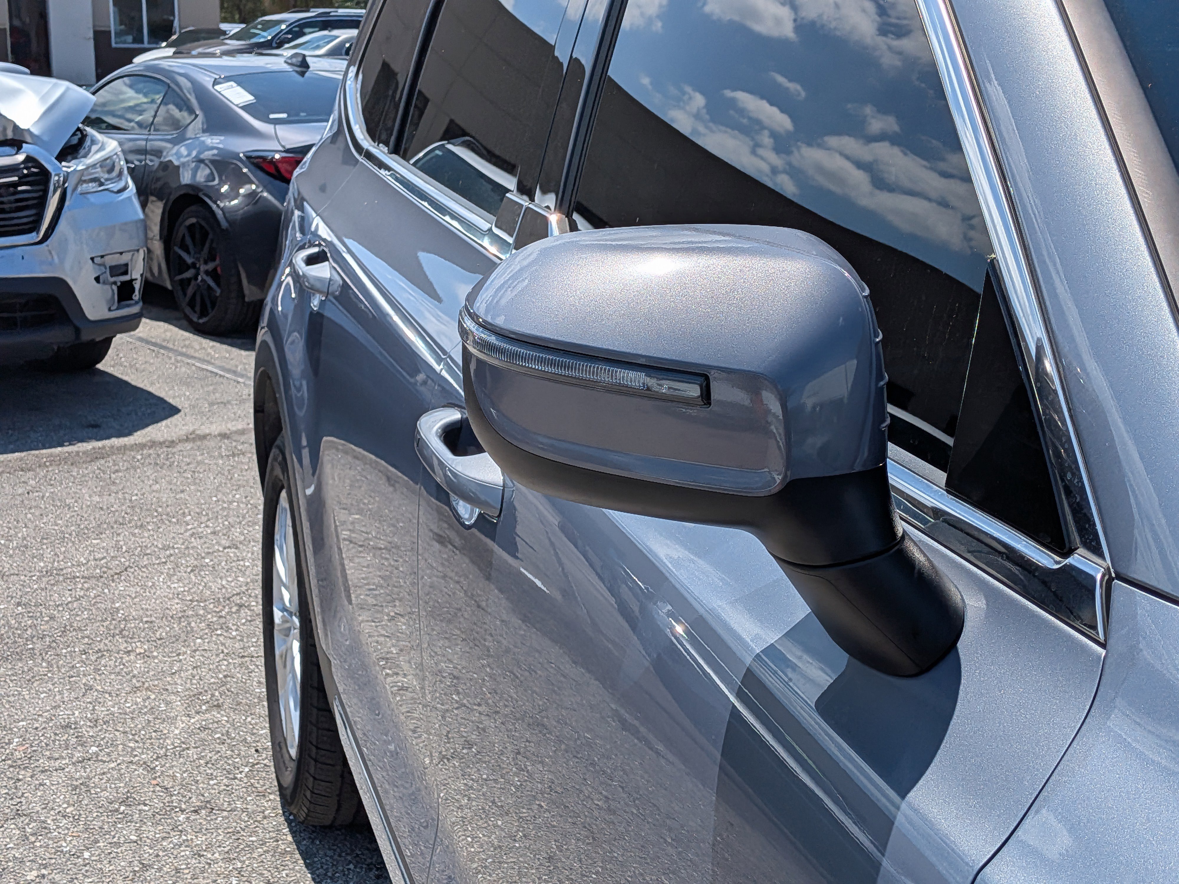 Used 2022 Kia Telluride LX image 12