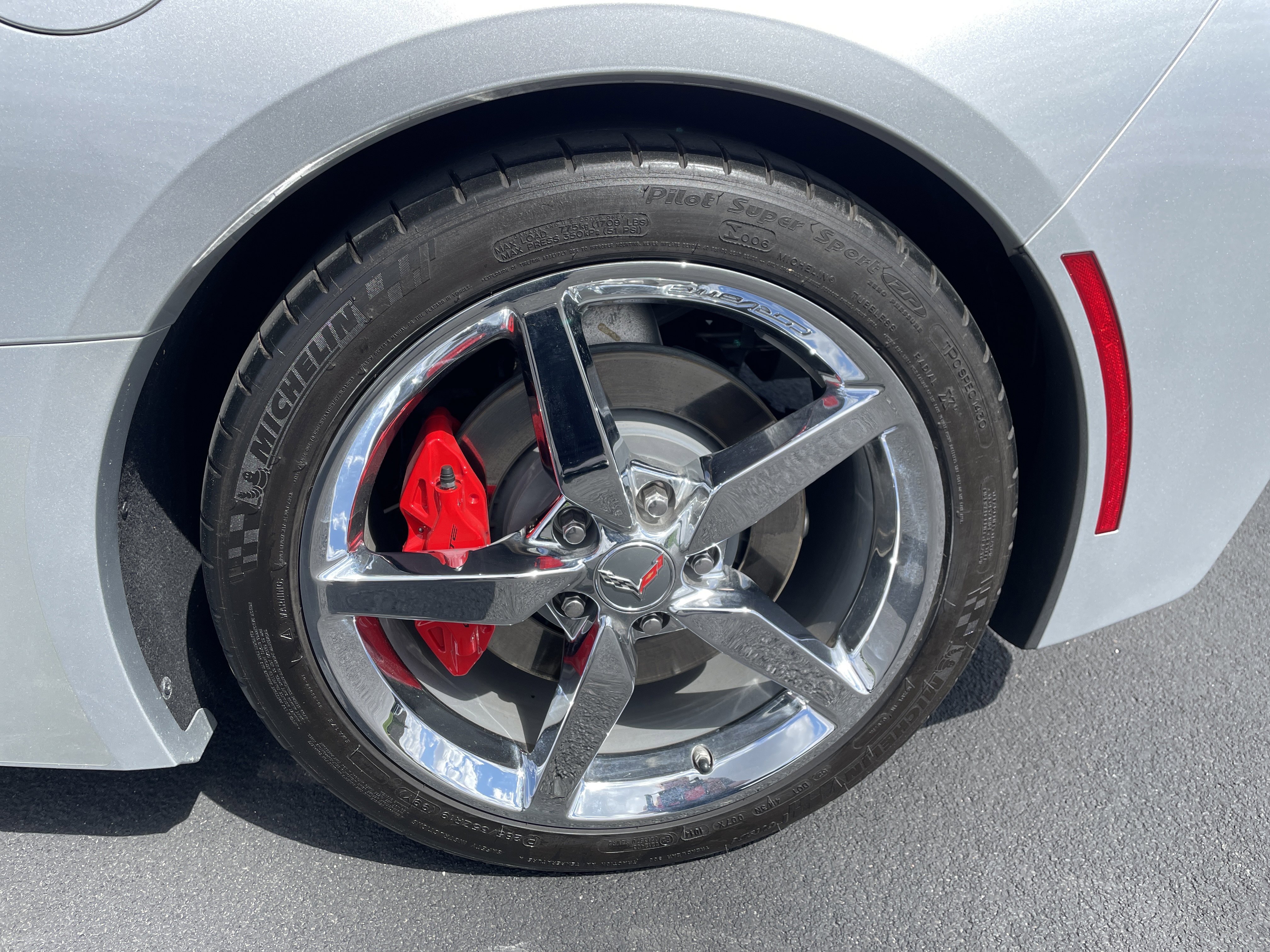 Used 2014 Chevrolet Corvette Stingray Convertible w/ 2LT Preferred Equipment Group RWD image 25