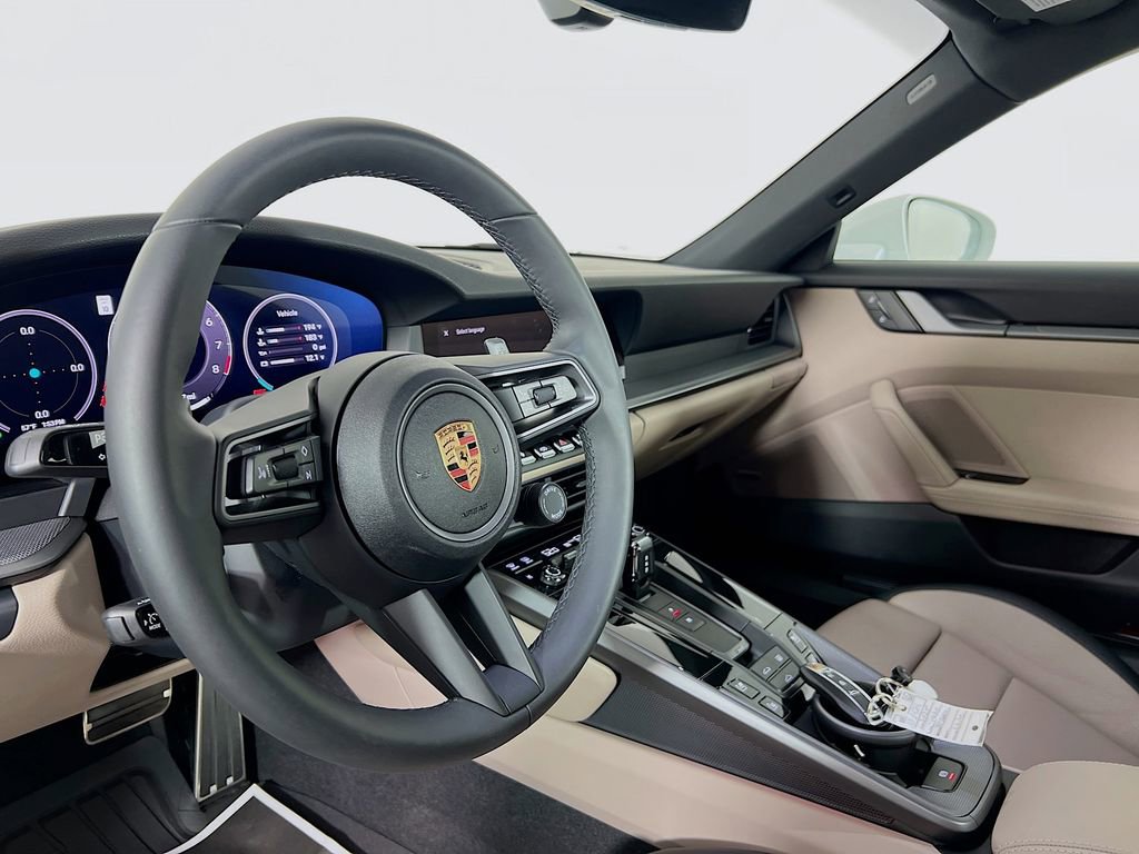Certified 2025 Porsche 911 Carrera image 4