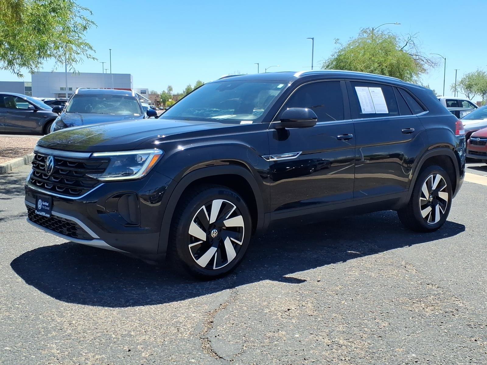 Certified 2024 Volkswagen Atlas Cross Sport SE AWD/4WD image 3