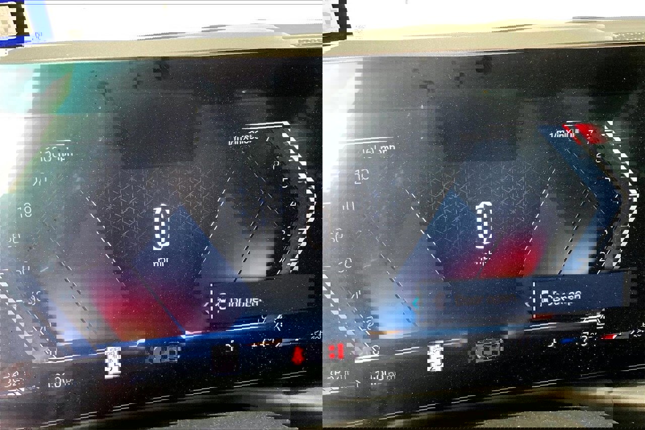 Used 2024 BMW 330i Sedan w/ Convenience Package image 18